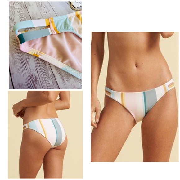 Billabong Other - Billabong Feelin Salty Lowrider Bikini Bottom